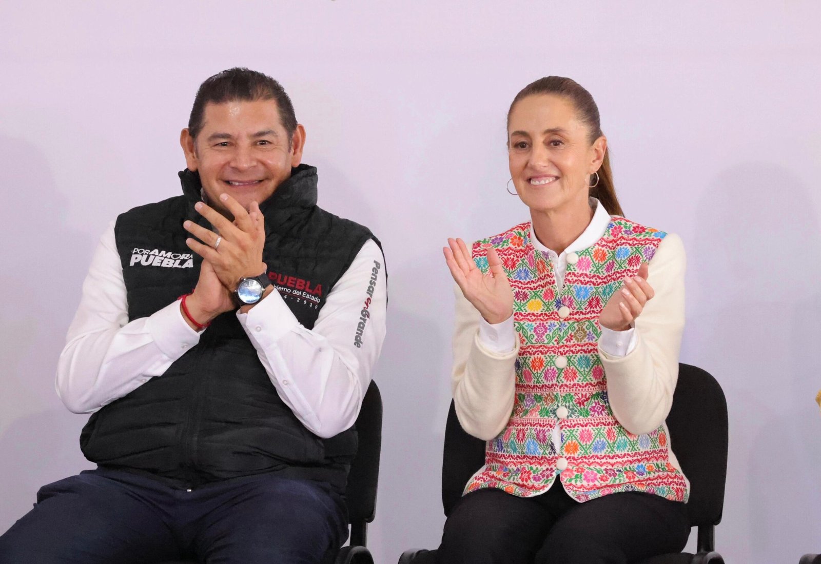 Abre convocatoria 2026–2027 de la Universidad Nacional Rosario Castellanos en Puebla