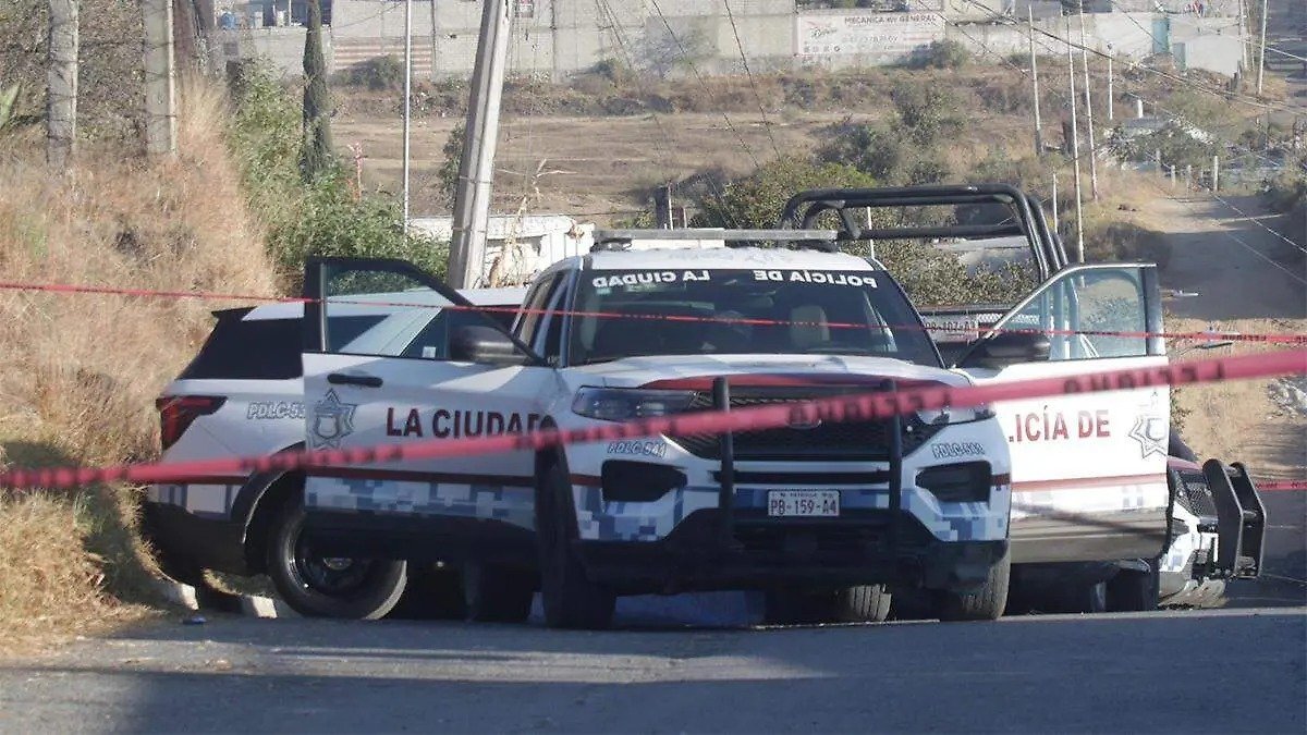 HALLAN CUERPO EMBOLSADO CON MENSAJE DE ADVERTENCIA EN XOCHIMEHUACÁN