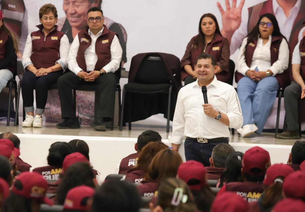 Enlaces Comunitarios fortalecen cercanía y atención directa con la población en Puebla