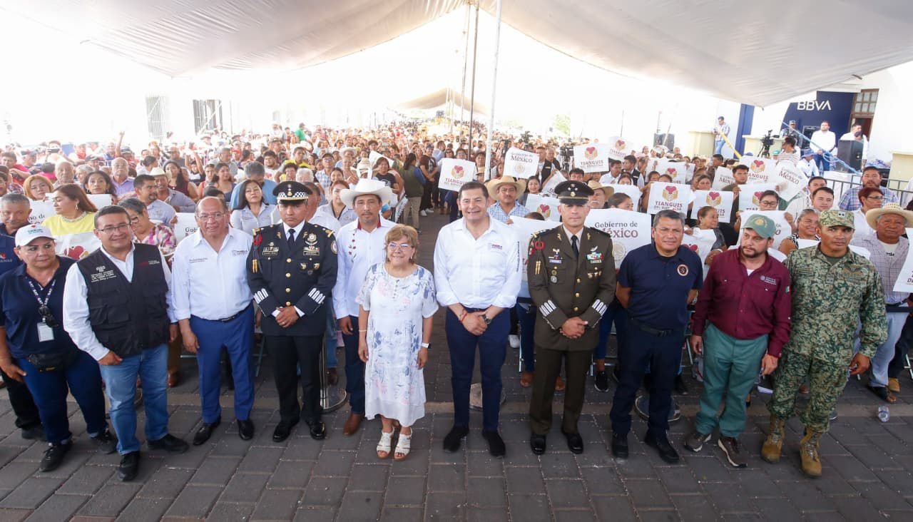 TIANGUIS DEL BIENESTAR LLEGA POR PRIMERA VEZ A LA MIXTECA POBLANA