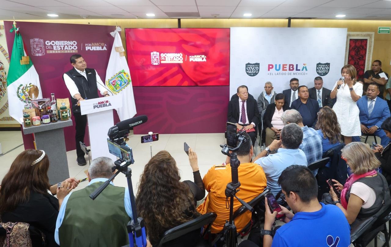 Gobierno de Puebla refuerza apoyo a migrantes con casas de representación y programas productivos