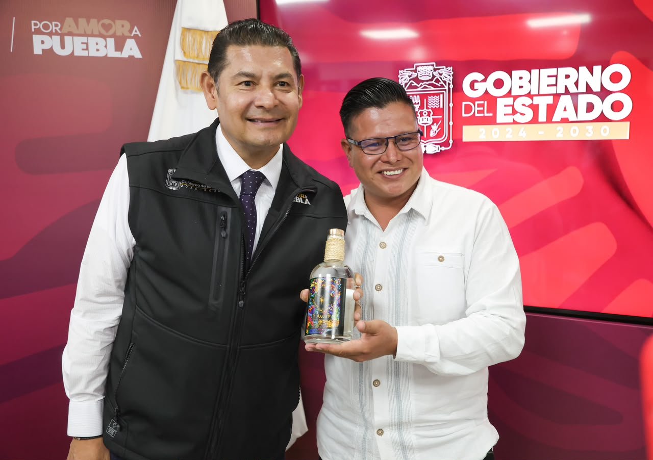Agave poblano impulsa a Puebla hacia mercados nacionales e internacionales